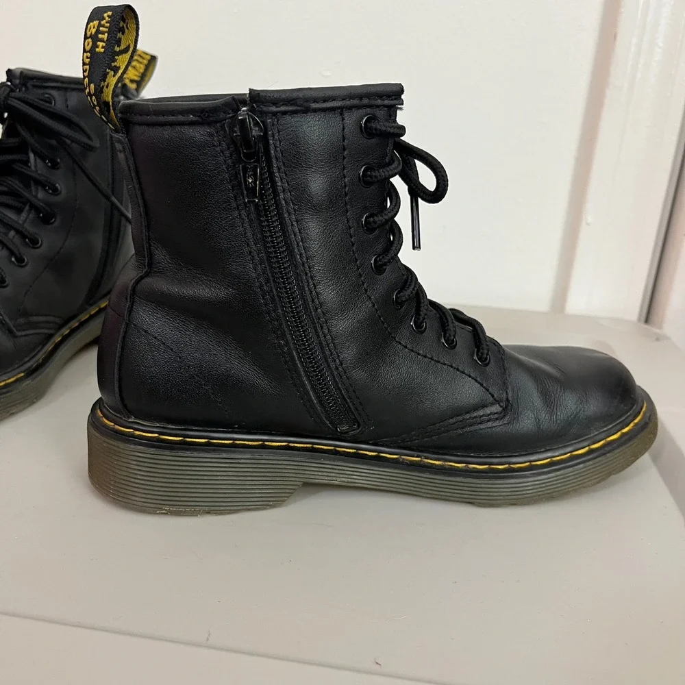 Dr. Martens brand dr